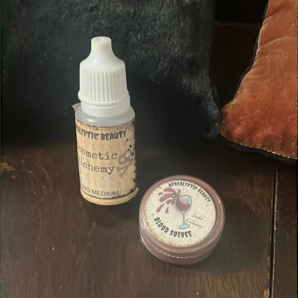 Apocalyptic Beauty Loose Eyeshadow Blood Soiree with Liquid Mixing Medium Etsy